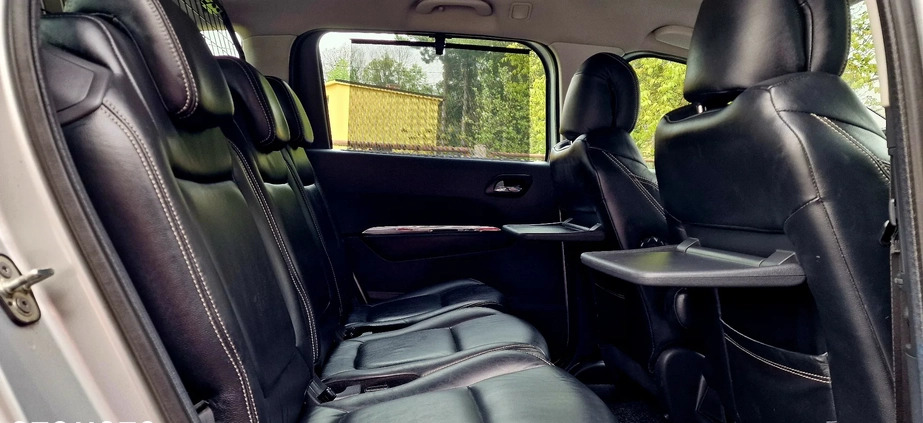 Peugeot 5008 cena 23999 przebieg: 230000, rok produkcji 2010 z Reszel małe 497